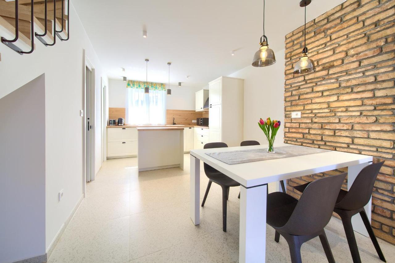 Apartman Placa 奈维斯 外观 照片